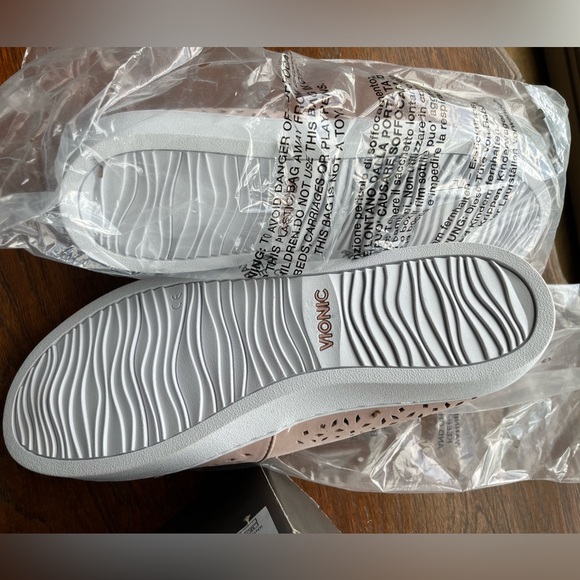 Vionic size 8.5 women’s Splendid Midiperf in Dusty Pink slip on leather shoes - Picture 8 of 9